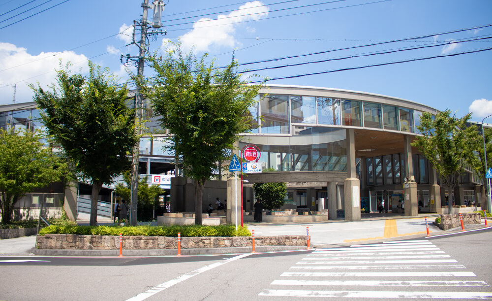 特徴3. アクセスに便利な、駅近くの事務所